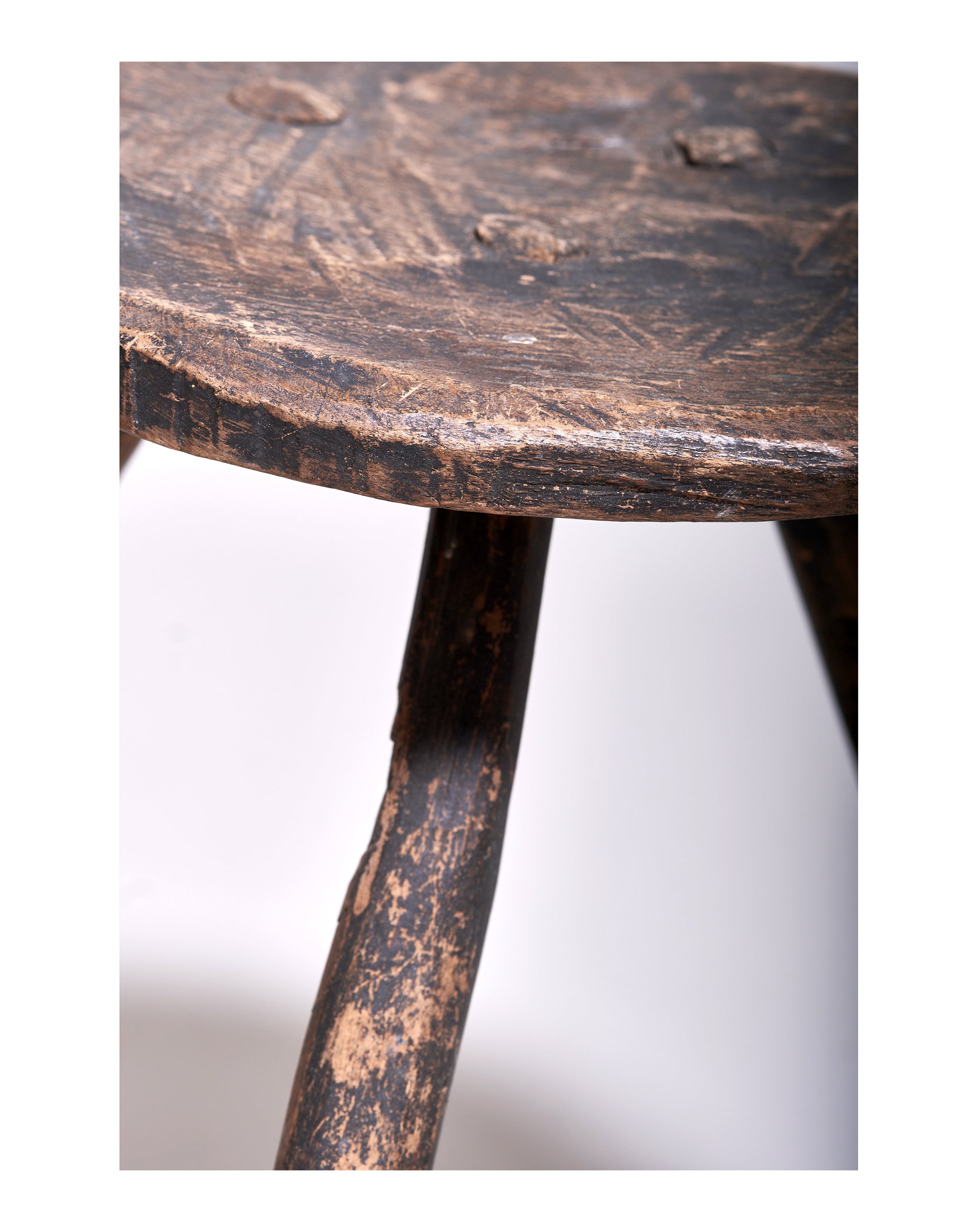 Primitive farmhouse stool - Vintage